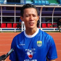 Biodata Pemain Persib Henhen Herdiana