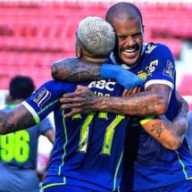 Nick Kuipers dan Ciro Alves