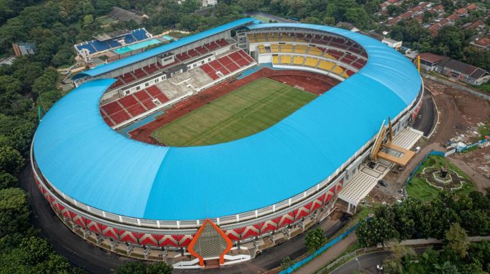 Stadion Jatidiri