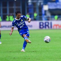 eksekutor tendangan bebas