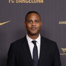 Pelatih Patrick Kluivert