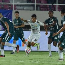 Persib Bandung vs PSS Sleman