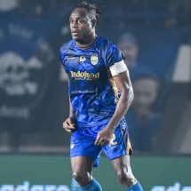 Pemain Victor Igbonefo