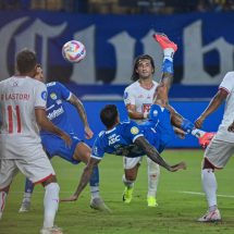 Malut United vs Persib Bandung