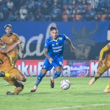 Persib Bandung vs Bhayangkara FC